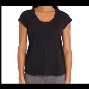Social Standard By Sanctuarty Women's Amber Scoop Neck Black Tee